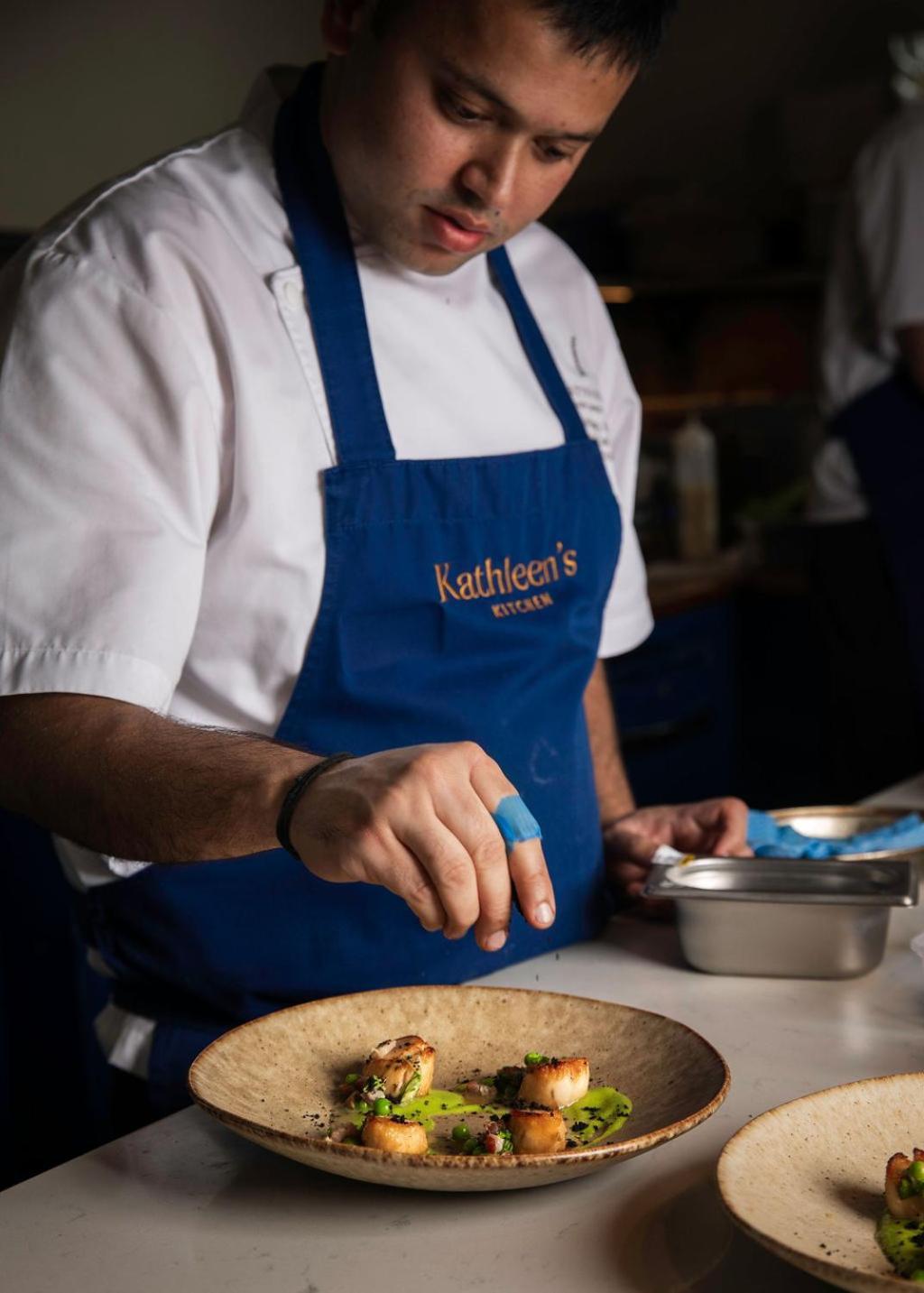 Carton House A Fairmont Managed Hotel Maynooth Esterno foto A chef wearing an apron